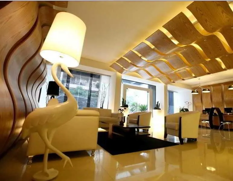 Wh Hotel Beirut 4*,